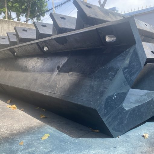 Đệm va tàu nguyễn tài6