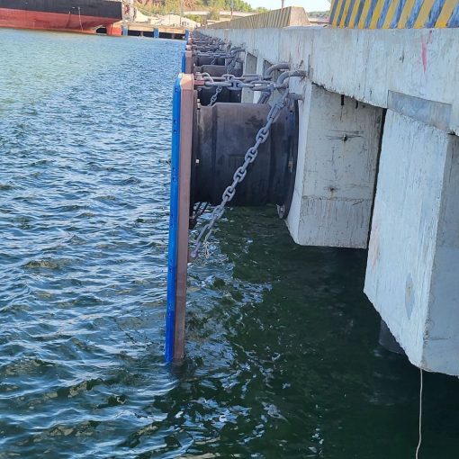 Đệm chống va tàu CSS Fender3