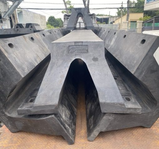 Đệm va tàu LMD nguyễn tài1