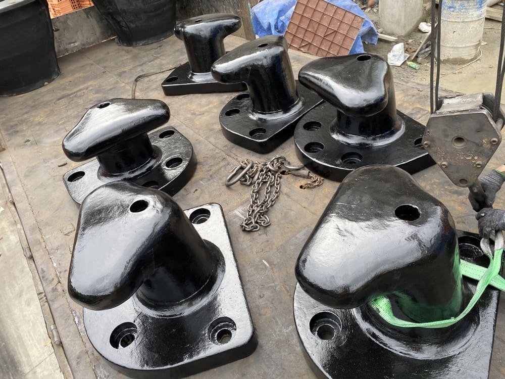 bích neo tàu chữ T nguyễn tài