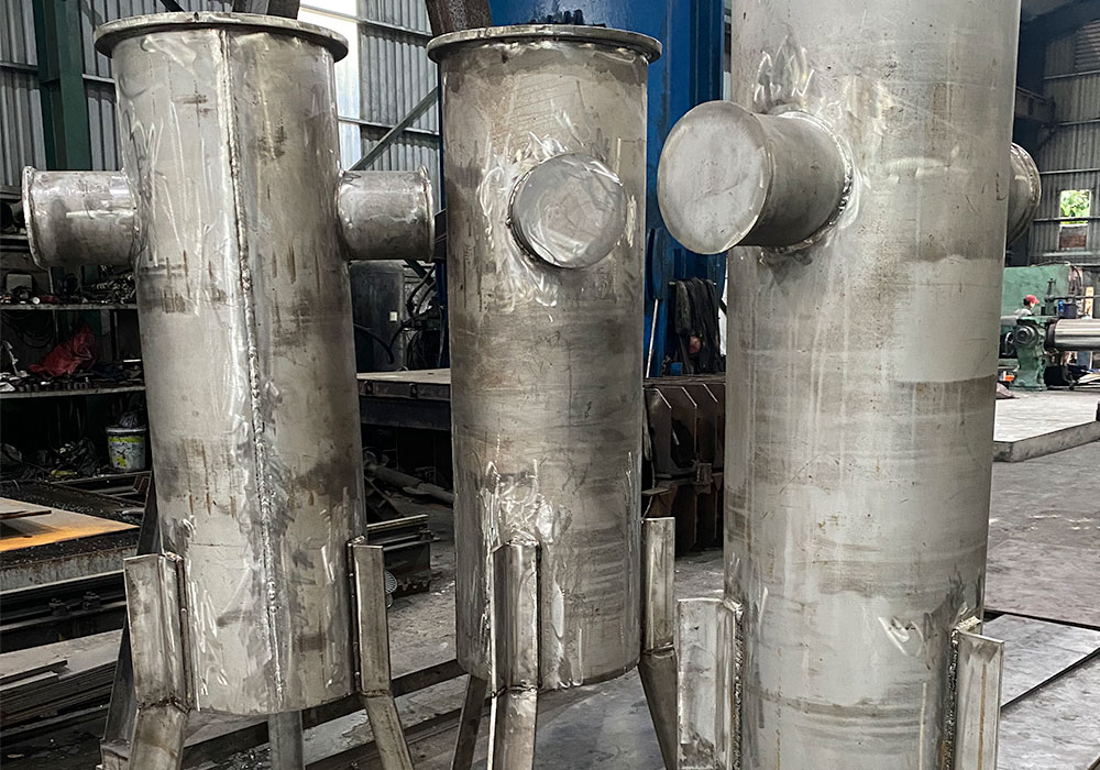 bích-neo-tàu-thép-hàn-nguyễn-tài