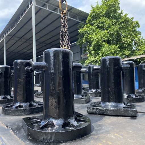 bích neo tàu trụ tròn